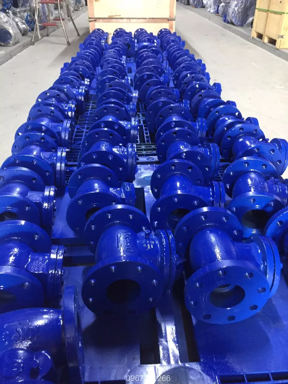 Van một chiều gang