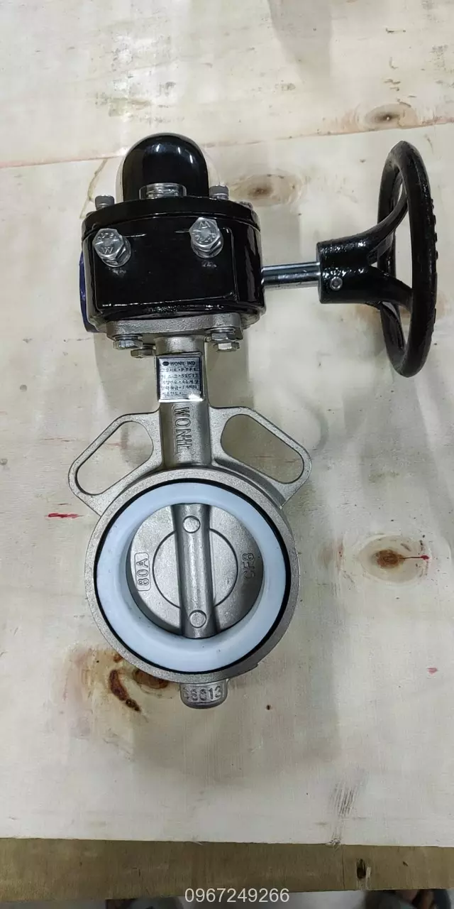 van-buom-inox-tay-quay-1 Van bướm inox 304 tay quay