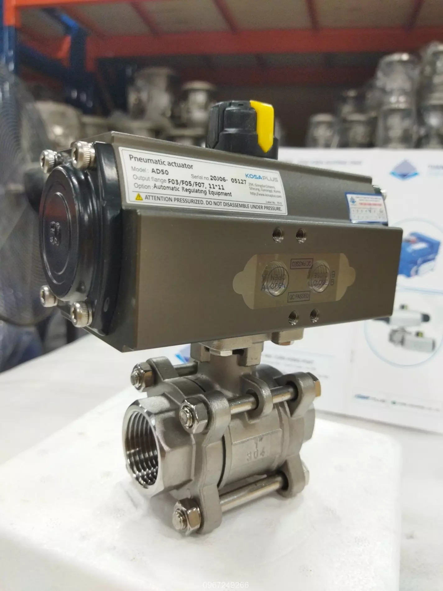 Van bi nối ren đóng mở bằng khí nén