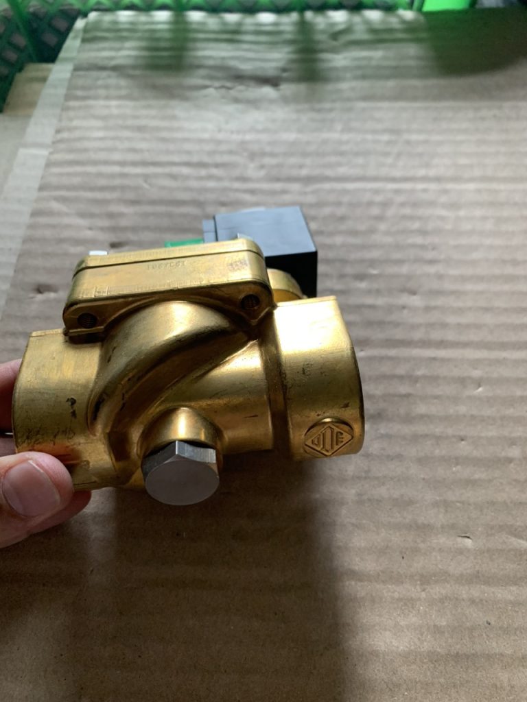 Van điện từ ODE 21W4KV250 Kết nối lắp ren