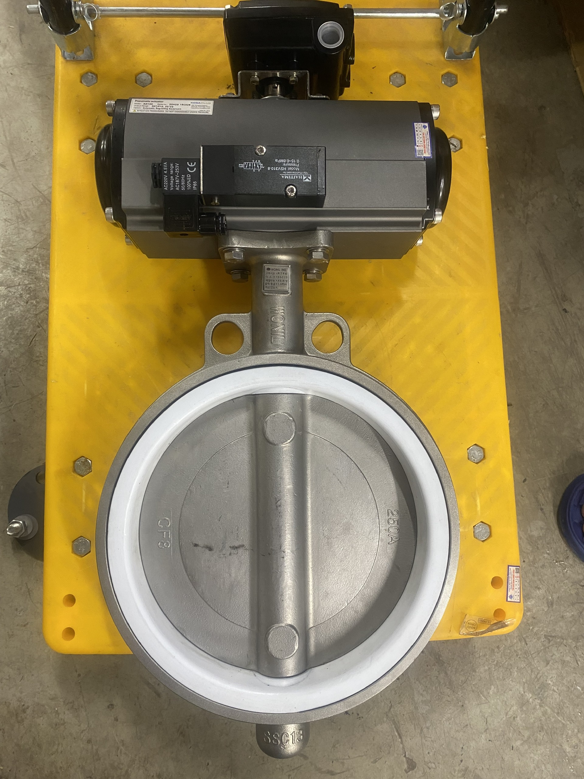 Van bướm inox điều khiển khí nén Hàn Quốc